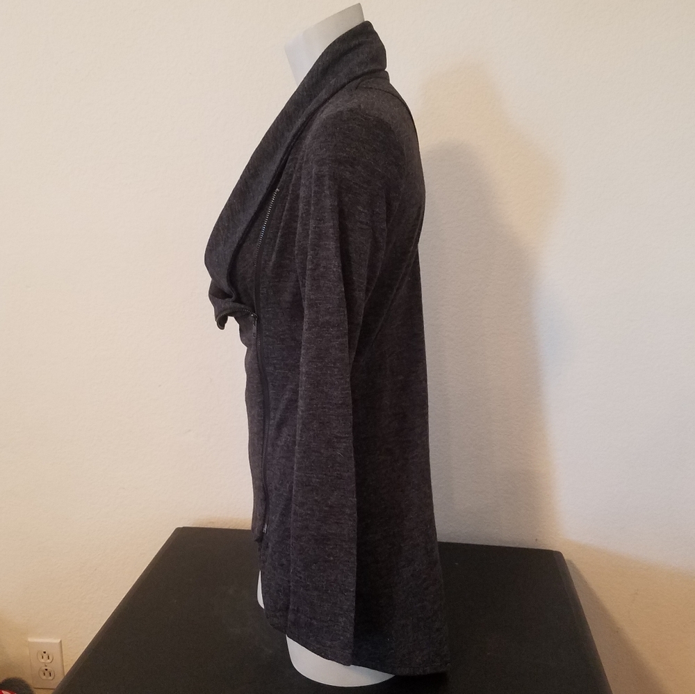 Asymmetrical Zip Up Sweater - Picture 3 of 6